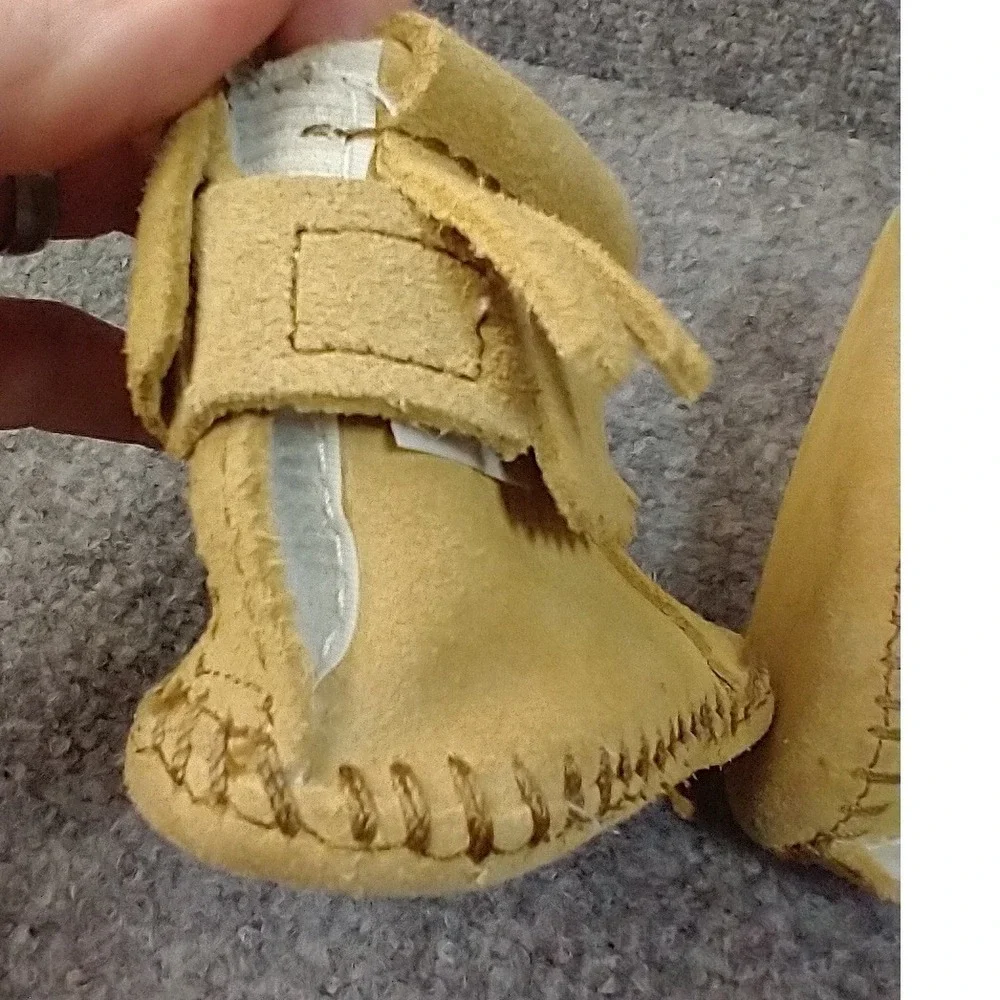 Minnetonka Infant Tan Suede Fringe Moccasin Soft Sole Boots 1187 Size 1